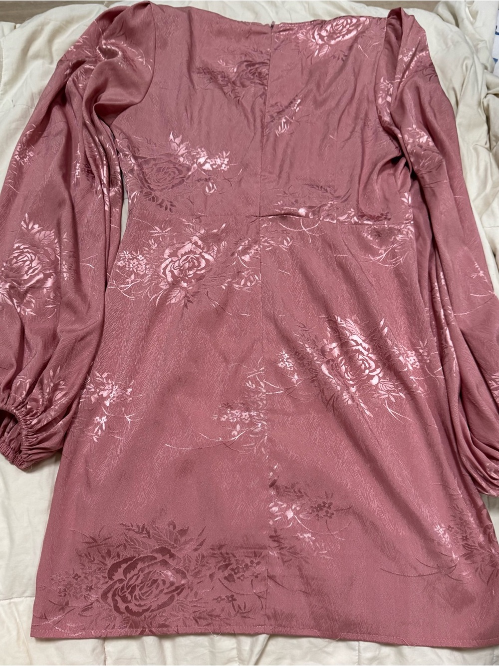 WHO I AM Mauve Pink Satin Jacquard Mini Dress Size 10 Puff Sleeve EUC - Picture 9 of 11